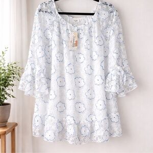 Floral Lace Blouse - White and Blue Size 2X